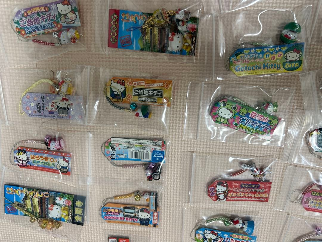 ハローキティ ストラップ 約125個セット