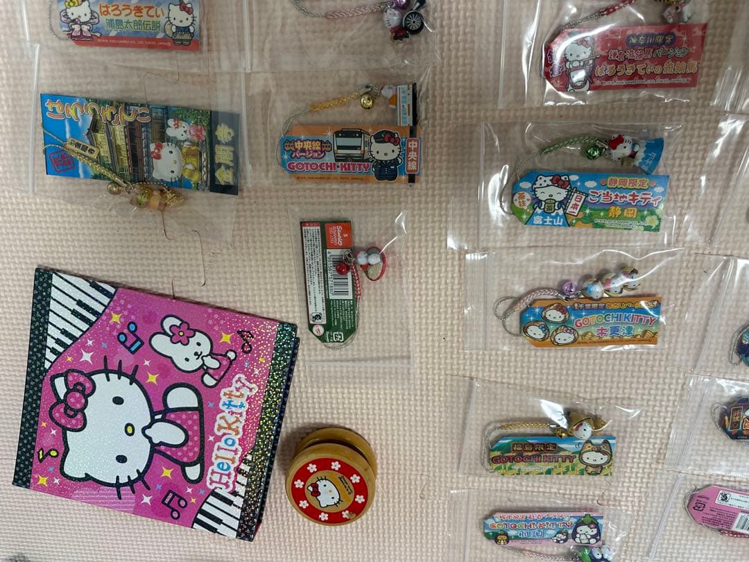 ハローキティ ストラップ 約125個セット