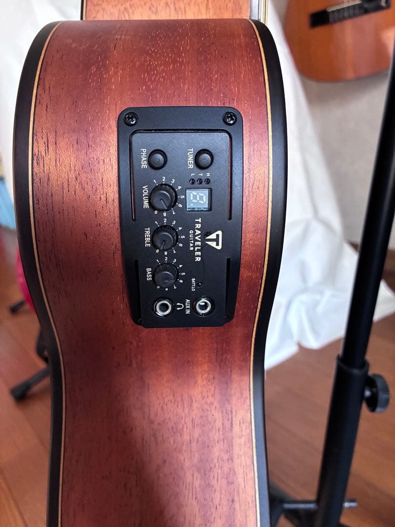 訳あり！TRAVELER GUITAR CL3E SPSE