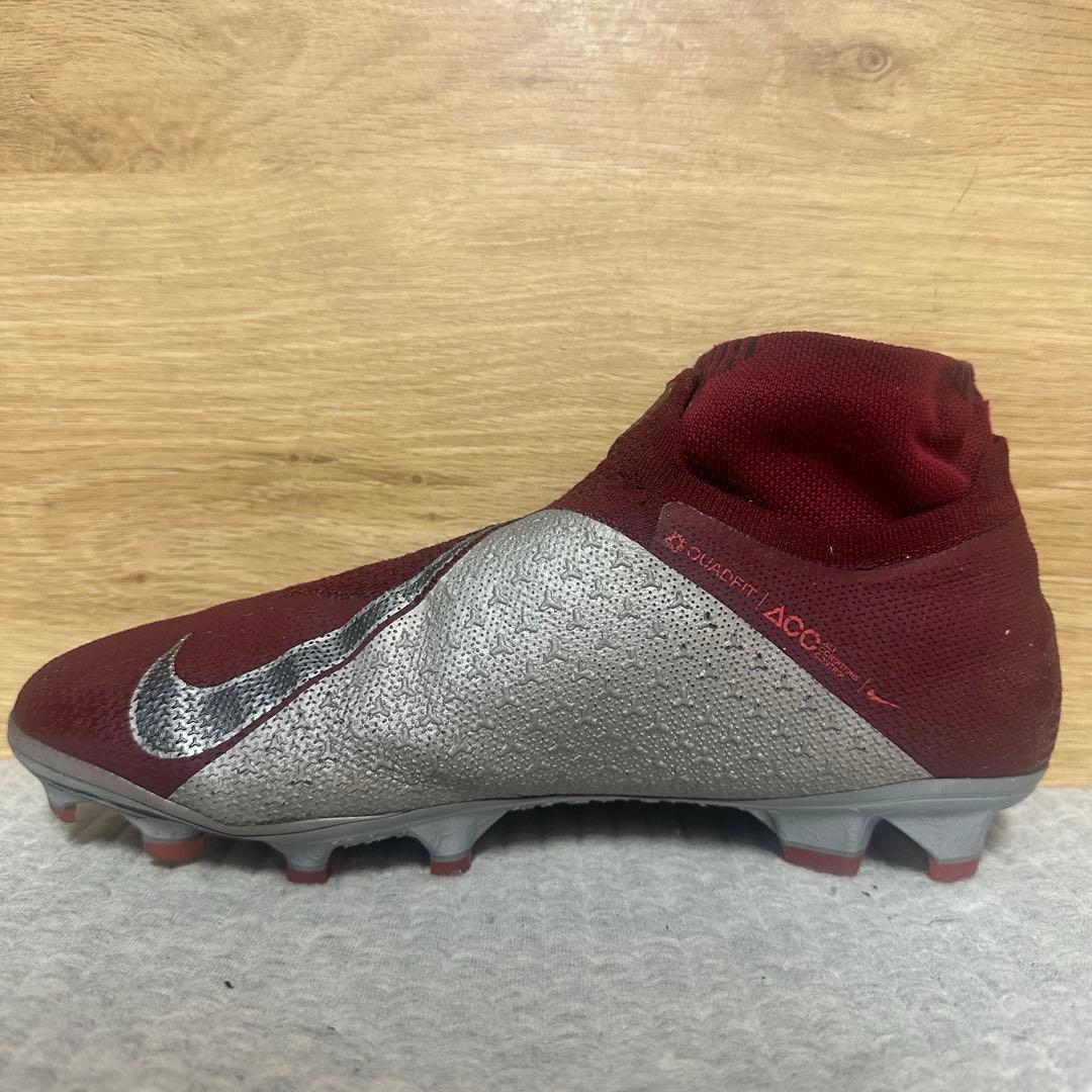 Nike Phantom Vision 赤/銀 FG 26 ファントムビ