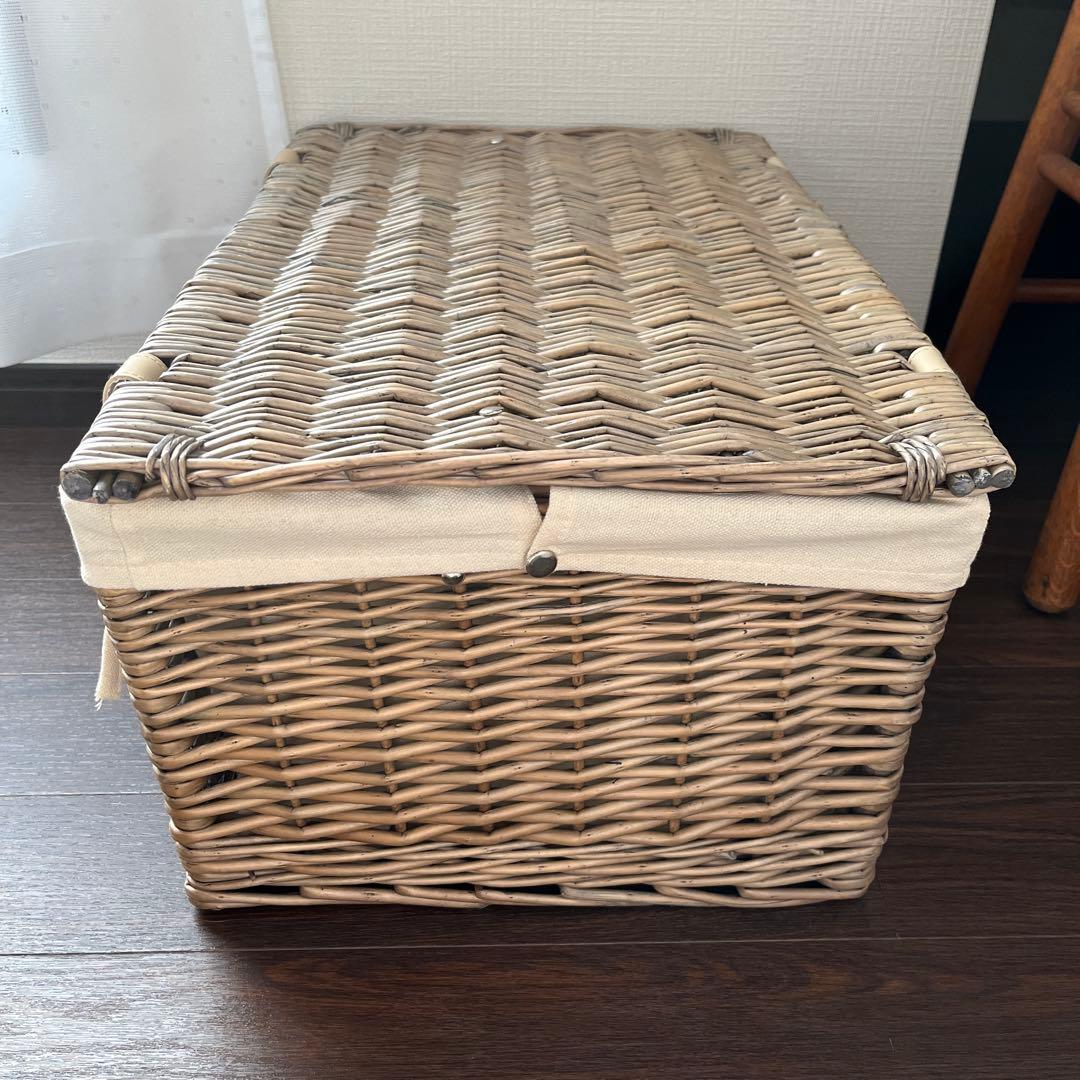 トランクバスケット　ピクニックバスケット　グレージュ　新品