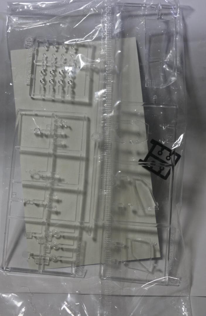 ハセガワ製　陸上自衛隊AHー６４D　 ロングボーアパッチ　プラキット　１／４８