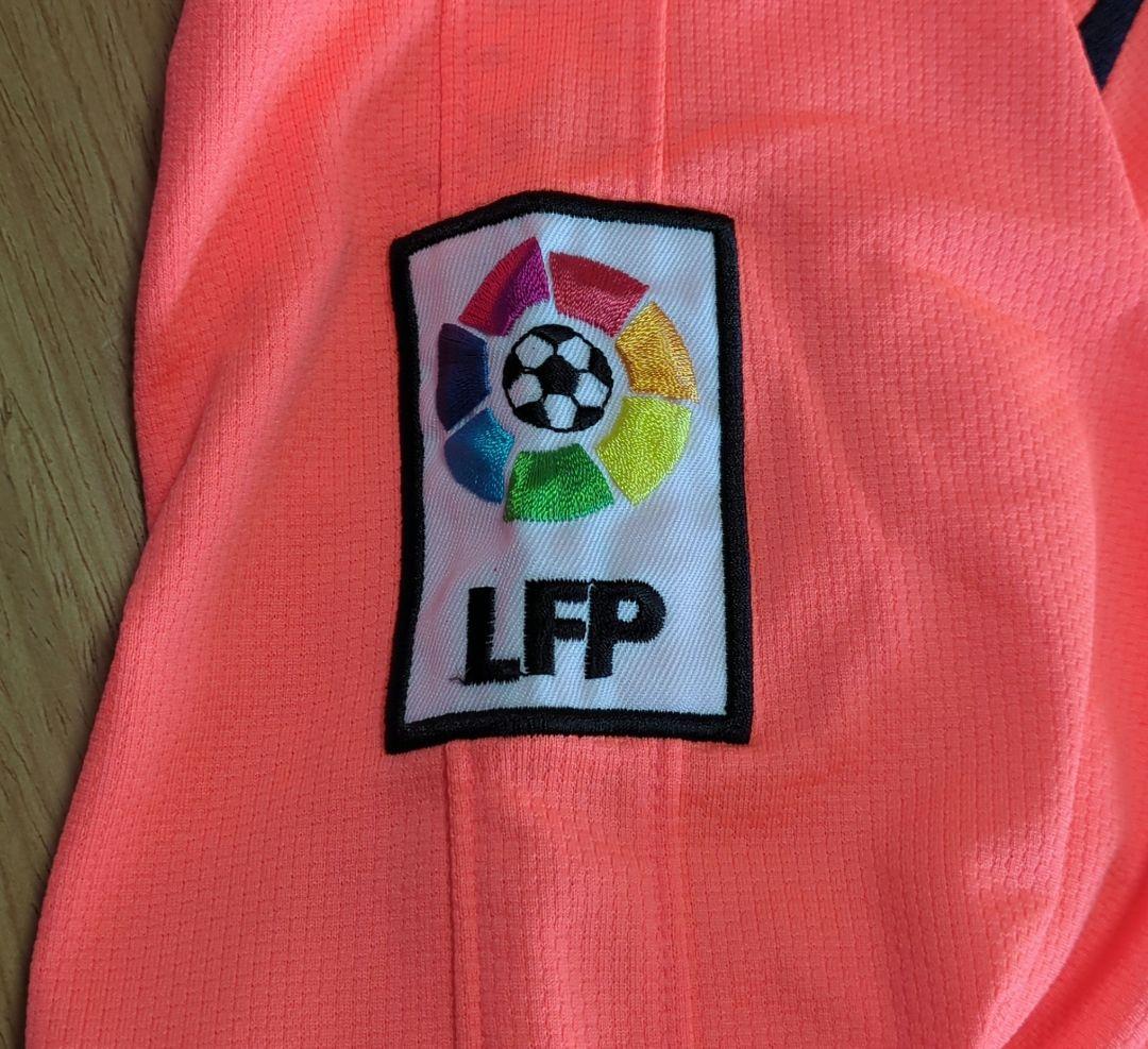 FC Barcelona イニエスタ 8 長袖ユニフォーム１週間限定出品！