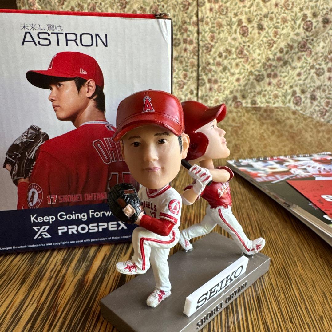 大谷翔平フィギュア [非売品]大谷翔平フィギュア＆2022年度版卓上カレンダー