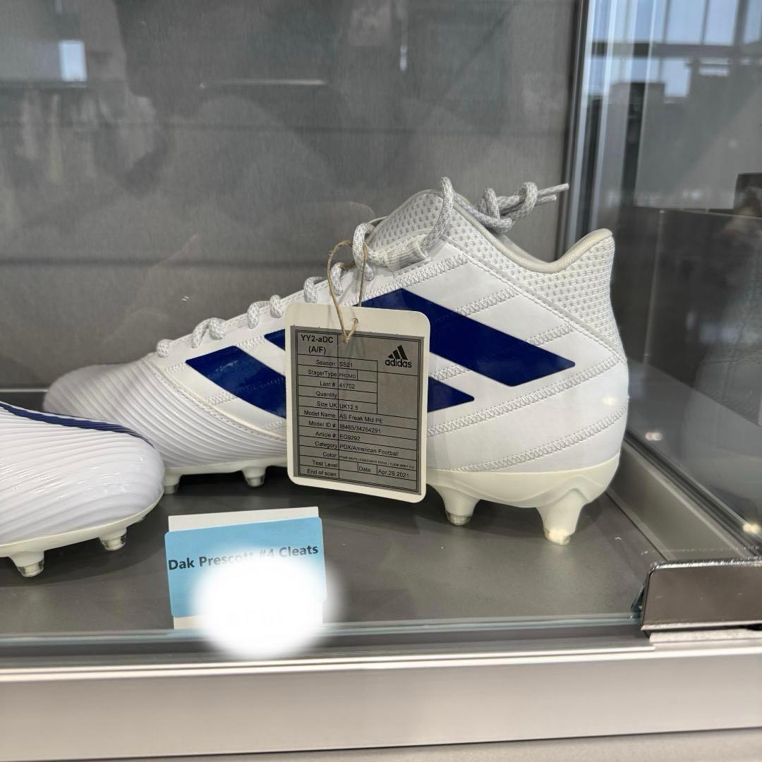 adidas Dak Prescott NFLクリート 白×青 新品