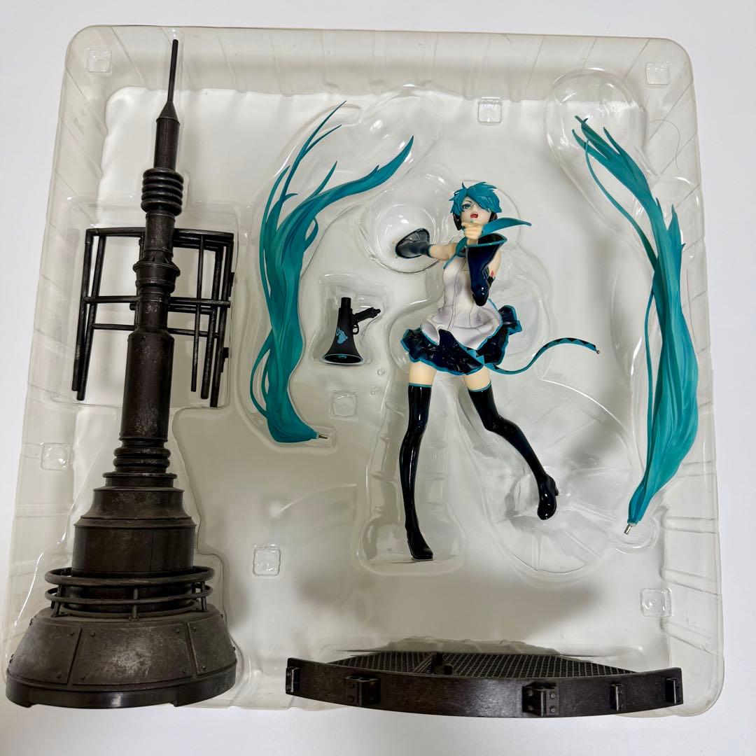 初音ミク 恋は戦争Ver. フィギュア　開封品