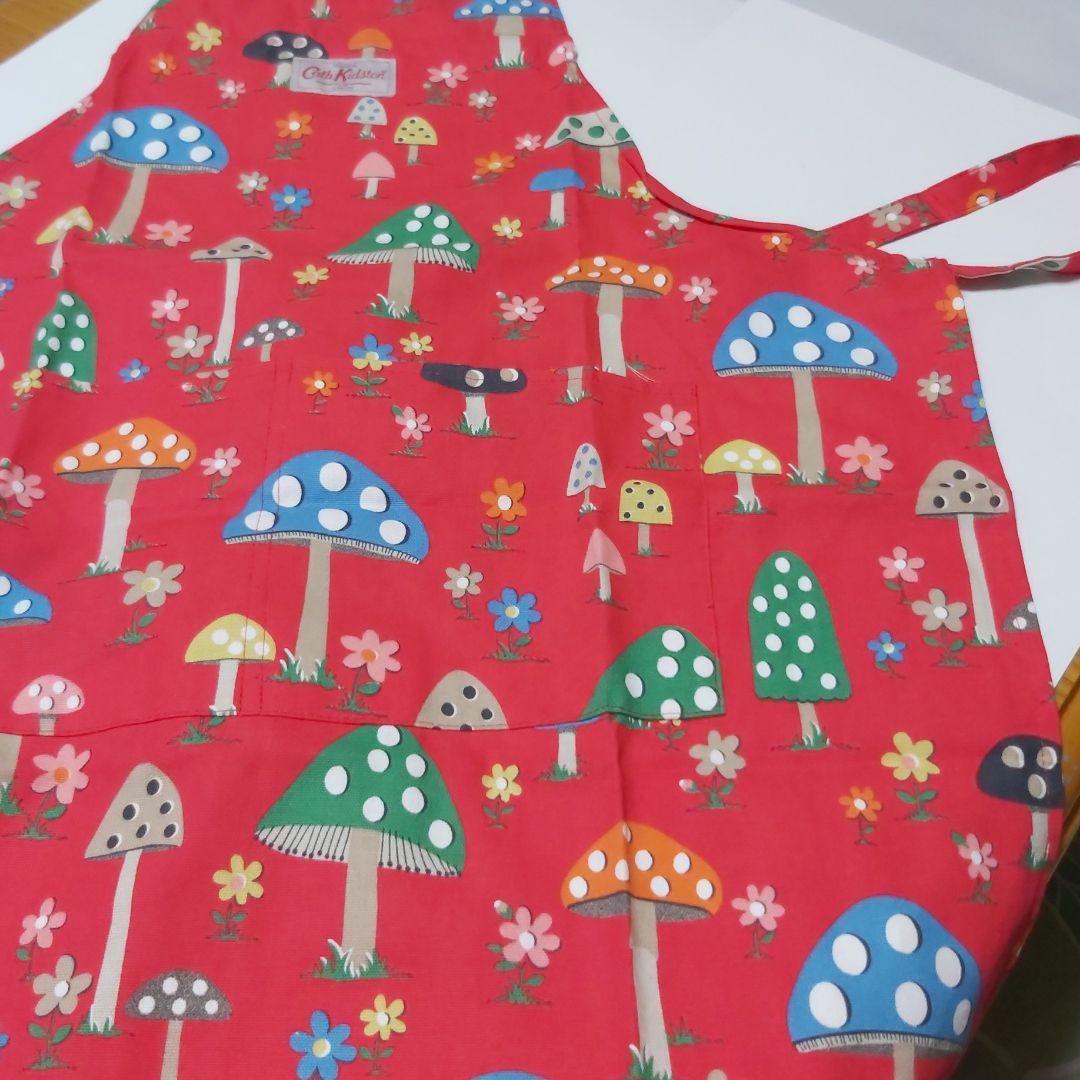 キャスキッドソン ロンドン 新品 エプロン マッシュルーム 人気 きのこ 素敵