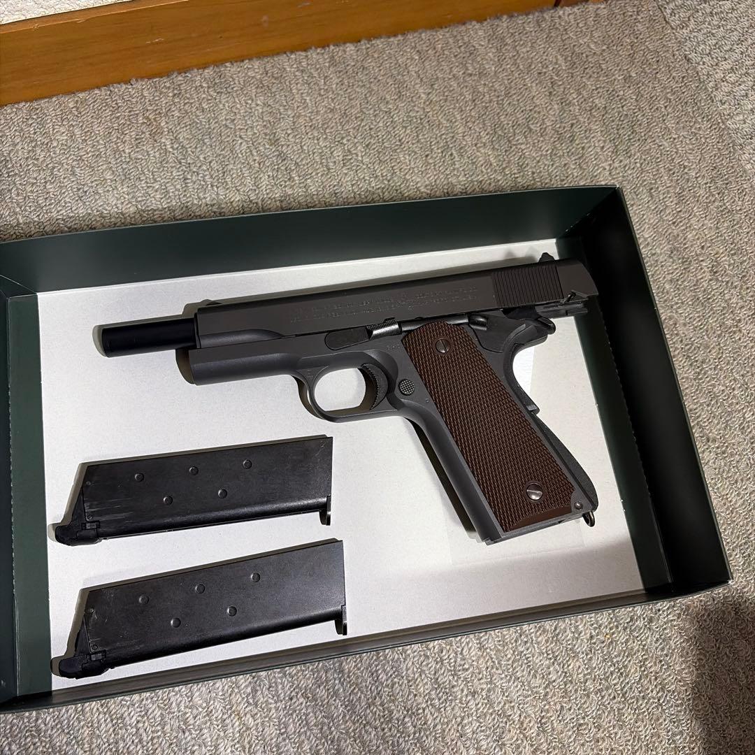 東京マルイ　M1911A1 ガスガン 箱付き　予備マガジン付き