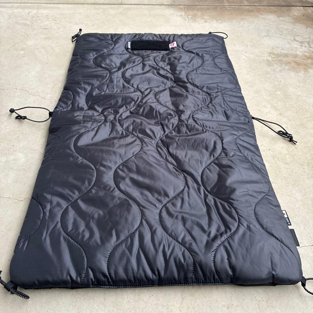 BALLISTICS CHAIR QUILT BK×BK