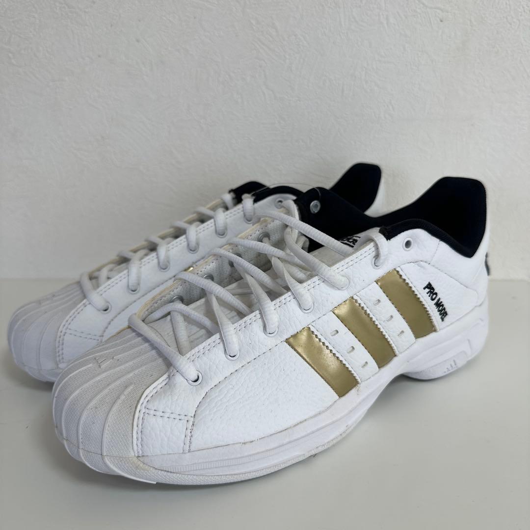 【新品　未使用】アディダスadidas プロモデル スニーカー 25.5cm