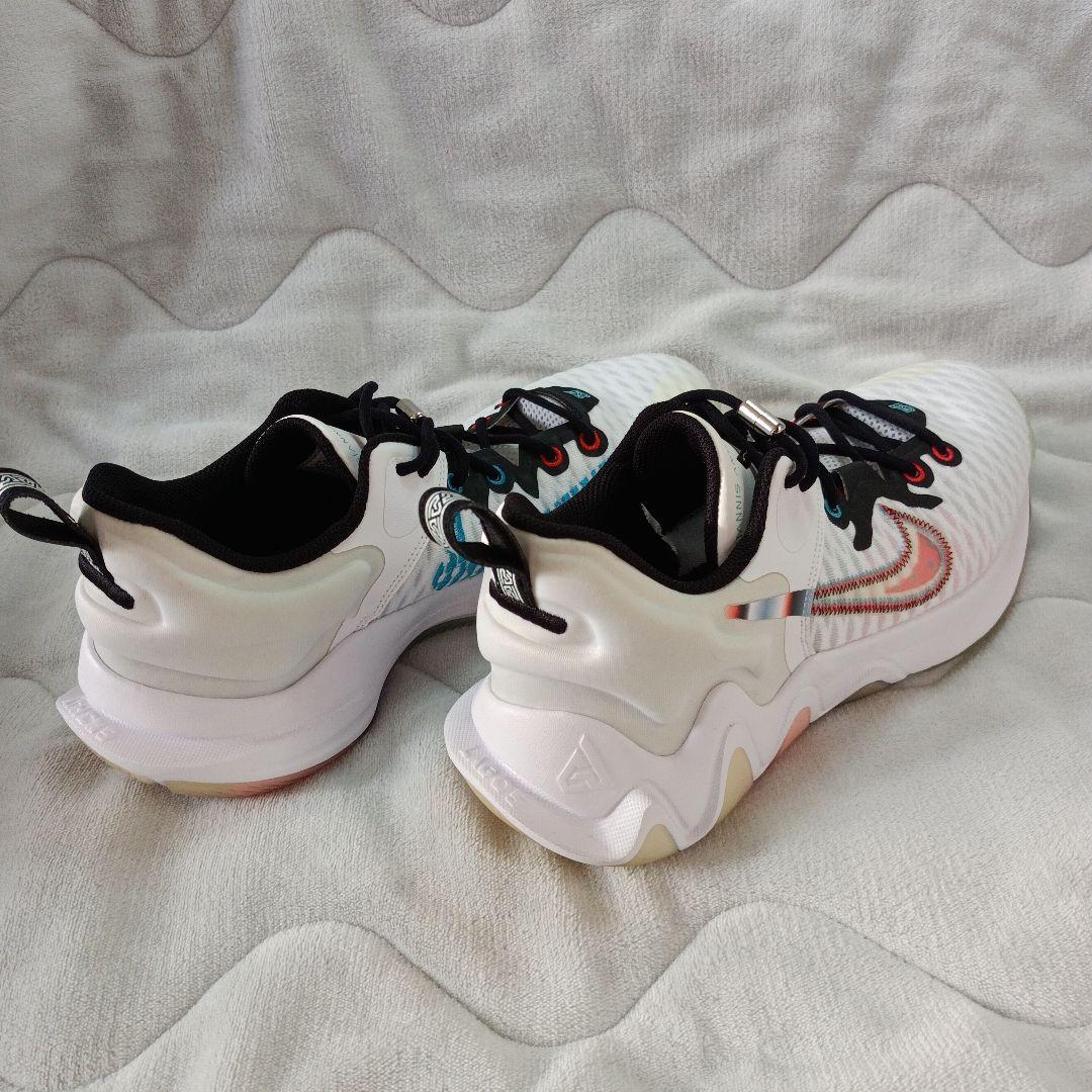 [極美品]　Nike Giannis mmortality　29.5cm