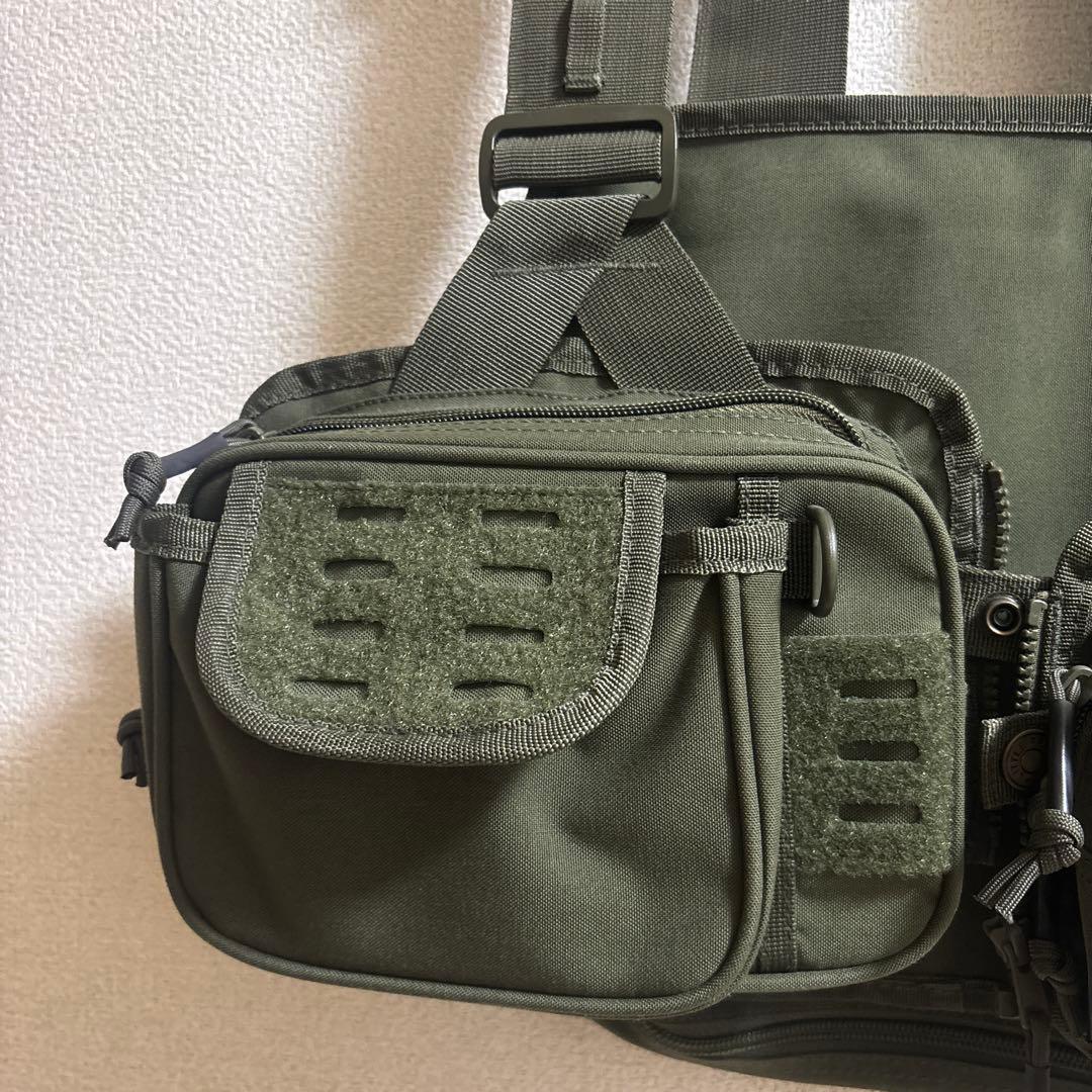 PRESENTS フィッシングベスト オリーブグリーン