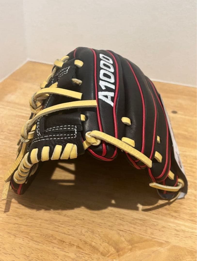 日本未発売 MLBプロモデル Wilson A1000 グローブ 黒/赤