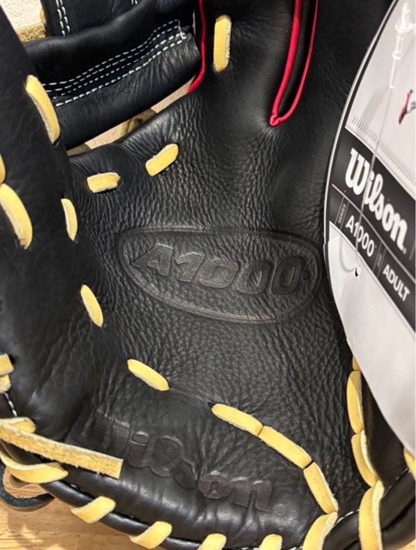 日本未発売 MLBプロモデル Wilson A1000 グローブ 黒/赤