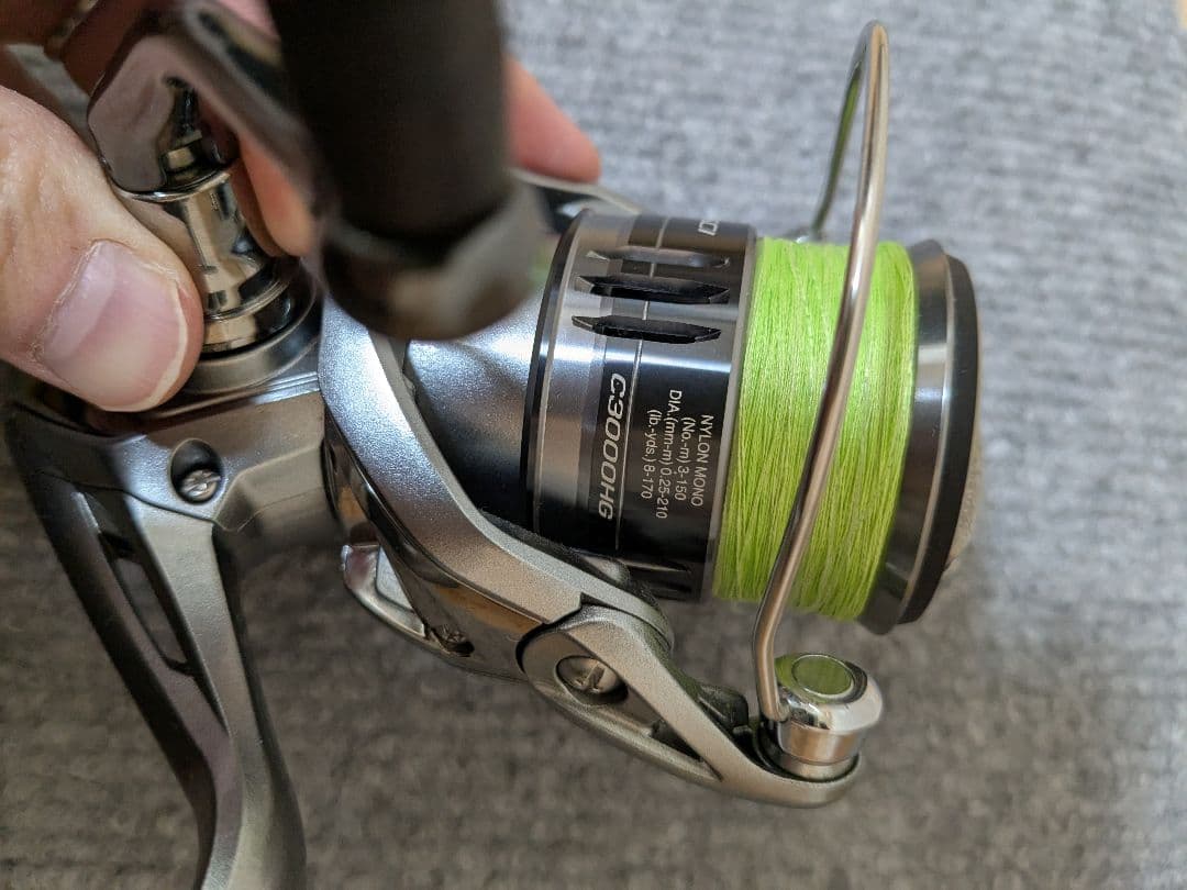 シマノNASCI スピニングリール 3000HG