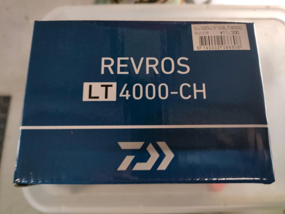 Shimano ムーンショット＆Daiwa REVROS LT4000-CH