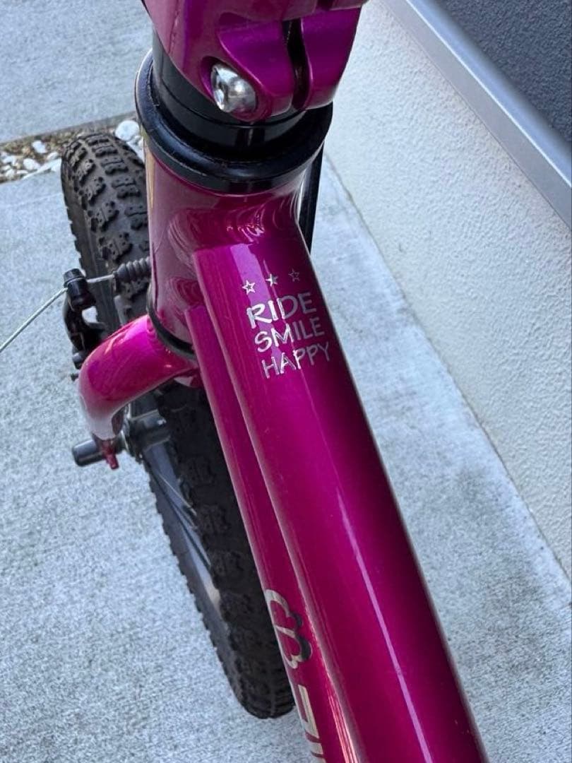 ヨツバサイクル 18インチ クリスタルピンク