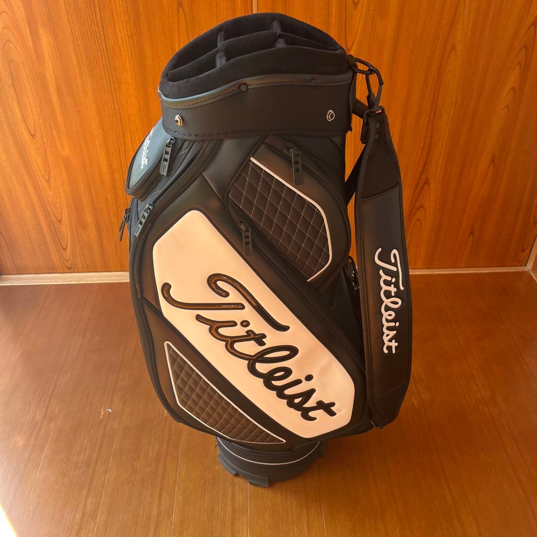 Titleist キャディバッグ ブラック・ホワイト