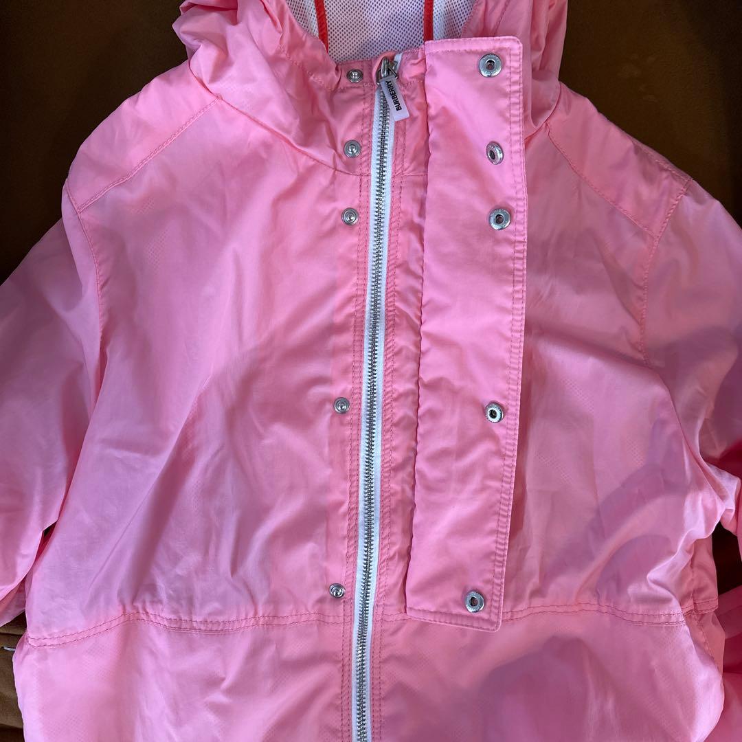 BURBERRY ピンク ウィンドブレーカー