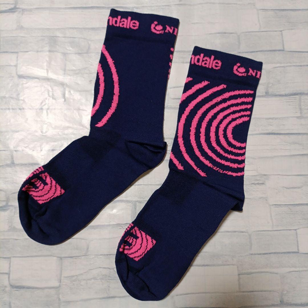 支給品　ソックス　EF Education First NIPPO　Rapha