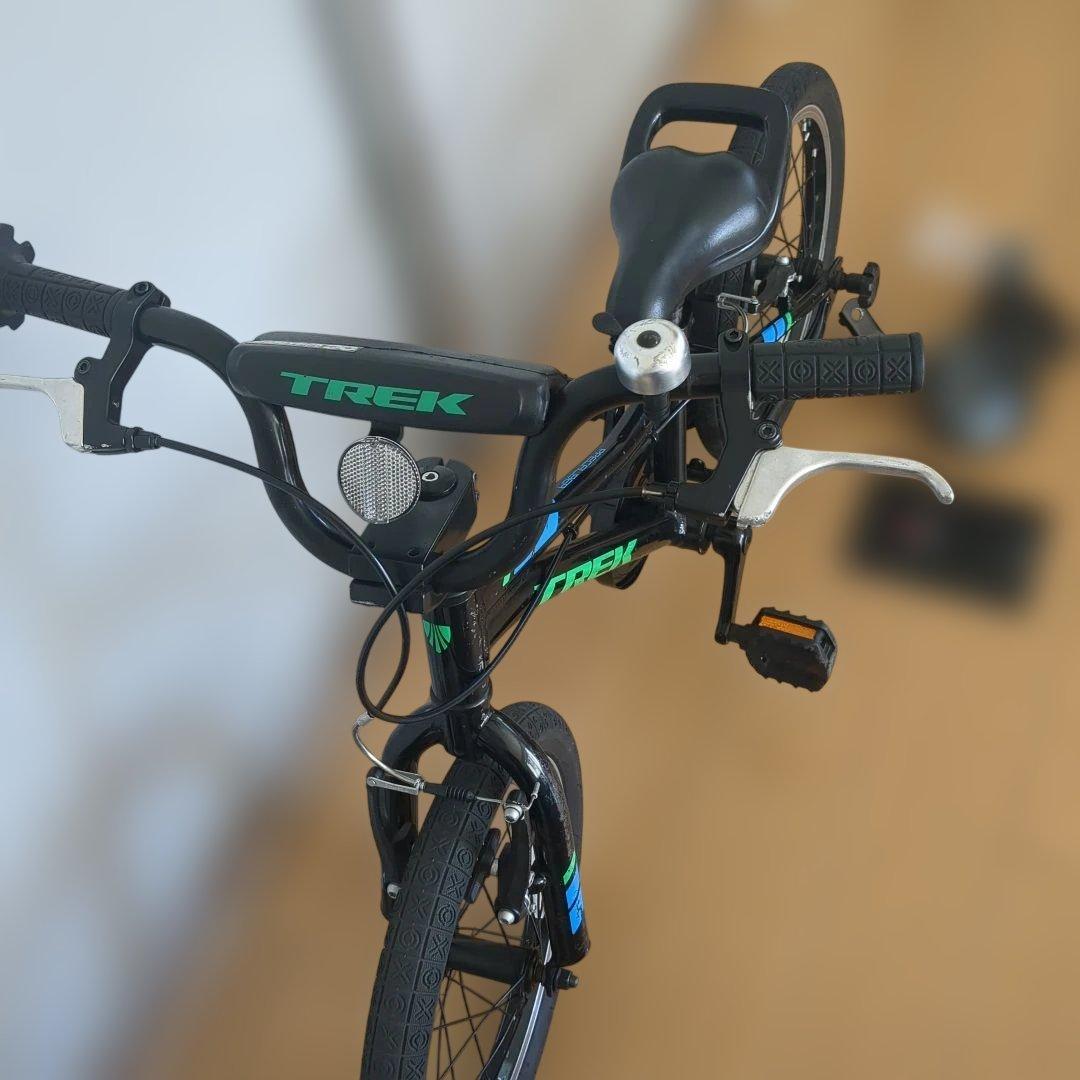 しょうご様　TREK 16インチ キッズバイク 補助輪付き