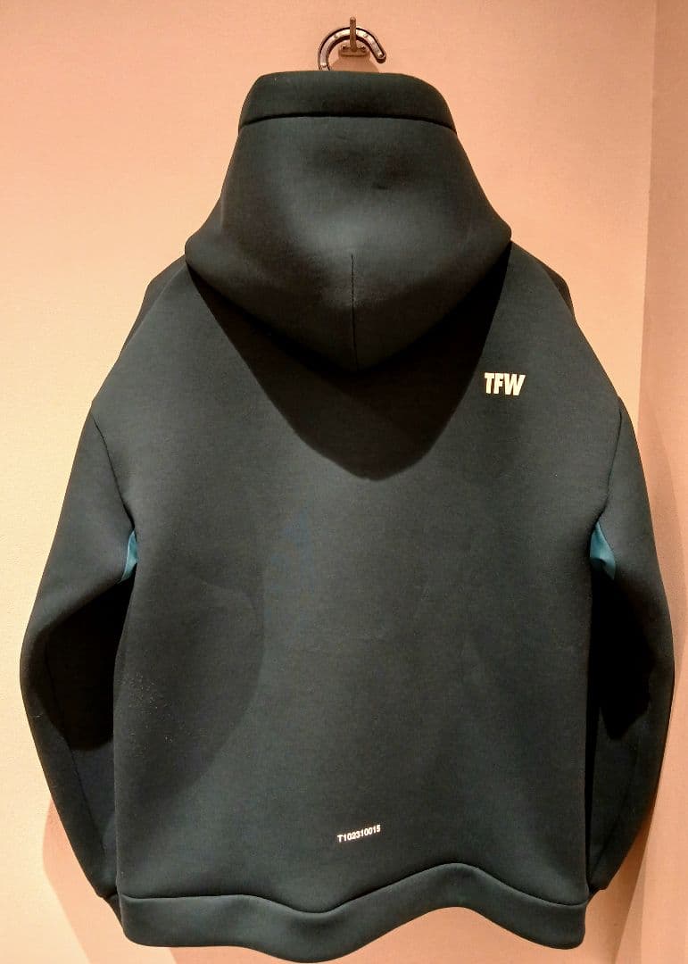 TFW49 CARBORD MATERIAL HOODIE カーボードフーディー