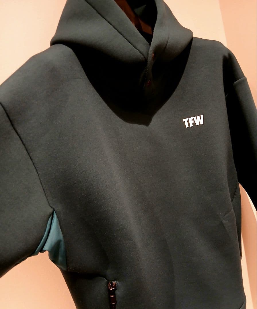 TFW49 CARBORD MATERIAL HOODIE カーボードフーディー