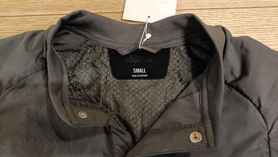 新品 Rapha メンズトレイルインサレーティッドショートスリーブジャケット S