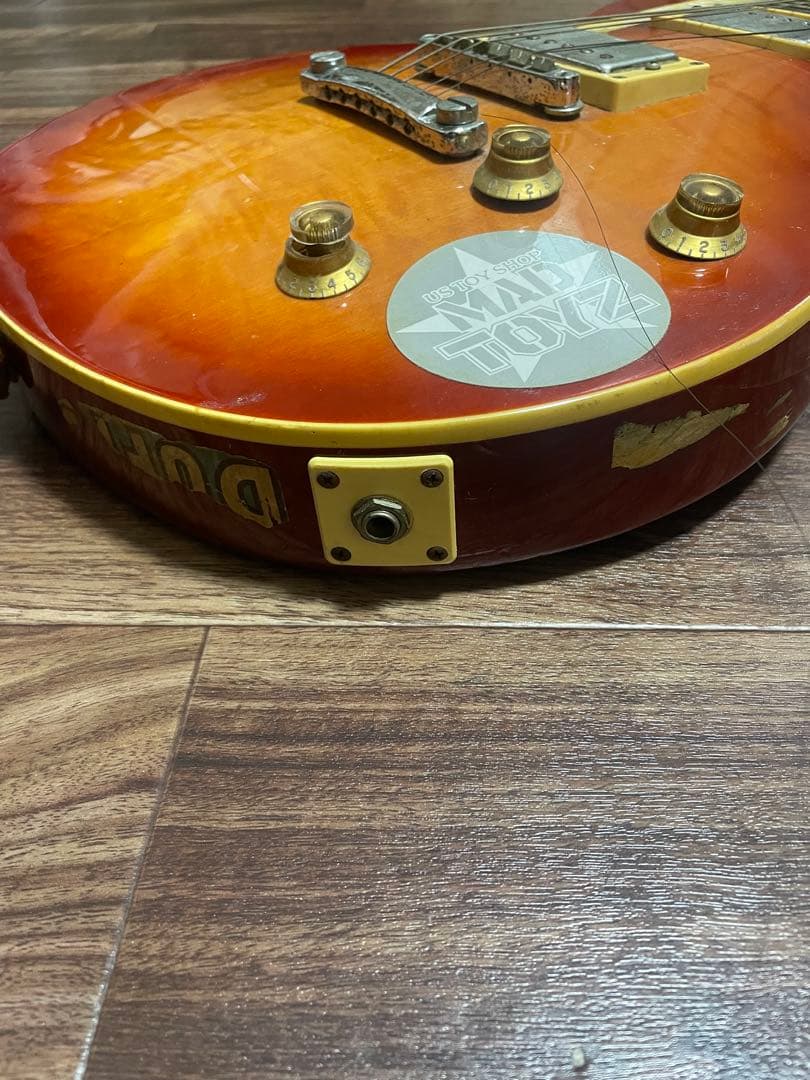 TOKAI LOVE ROCK MODEL(レスポールタイプ)