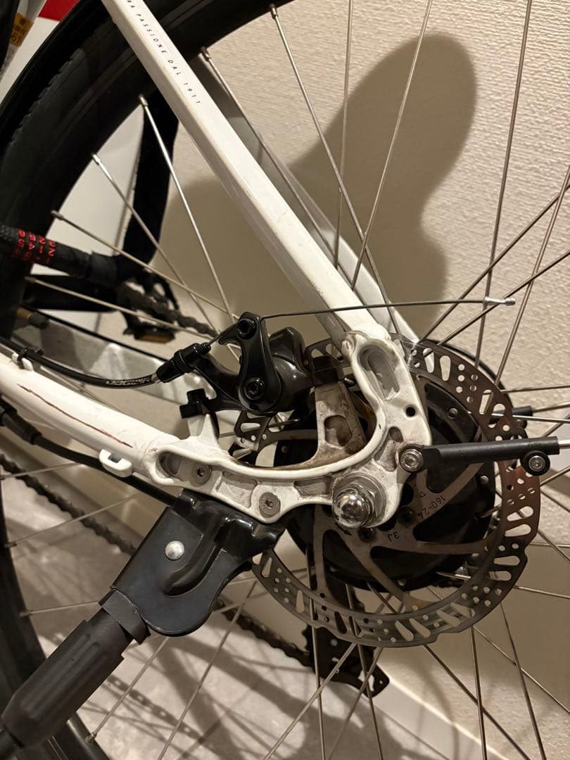 Benelli MANTUS 27 TRK ホワイト
