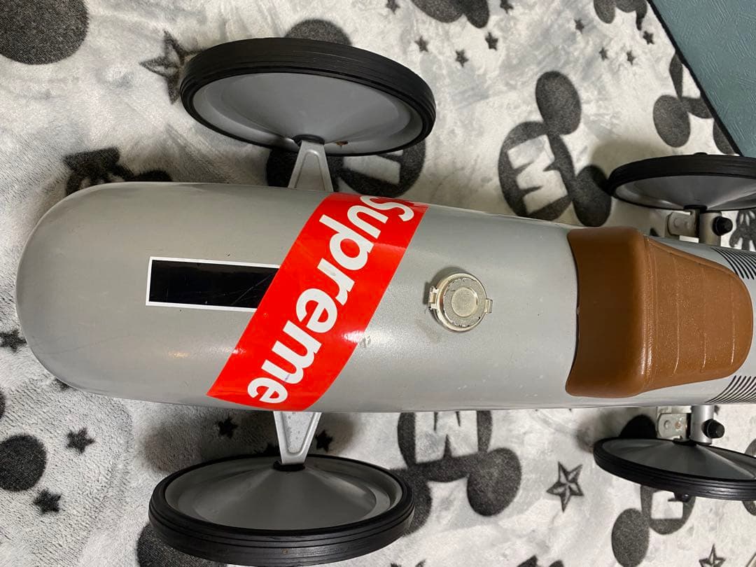 アルタバーグ　ARTABURG classic racer インテリア　店舗