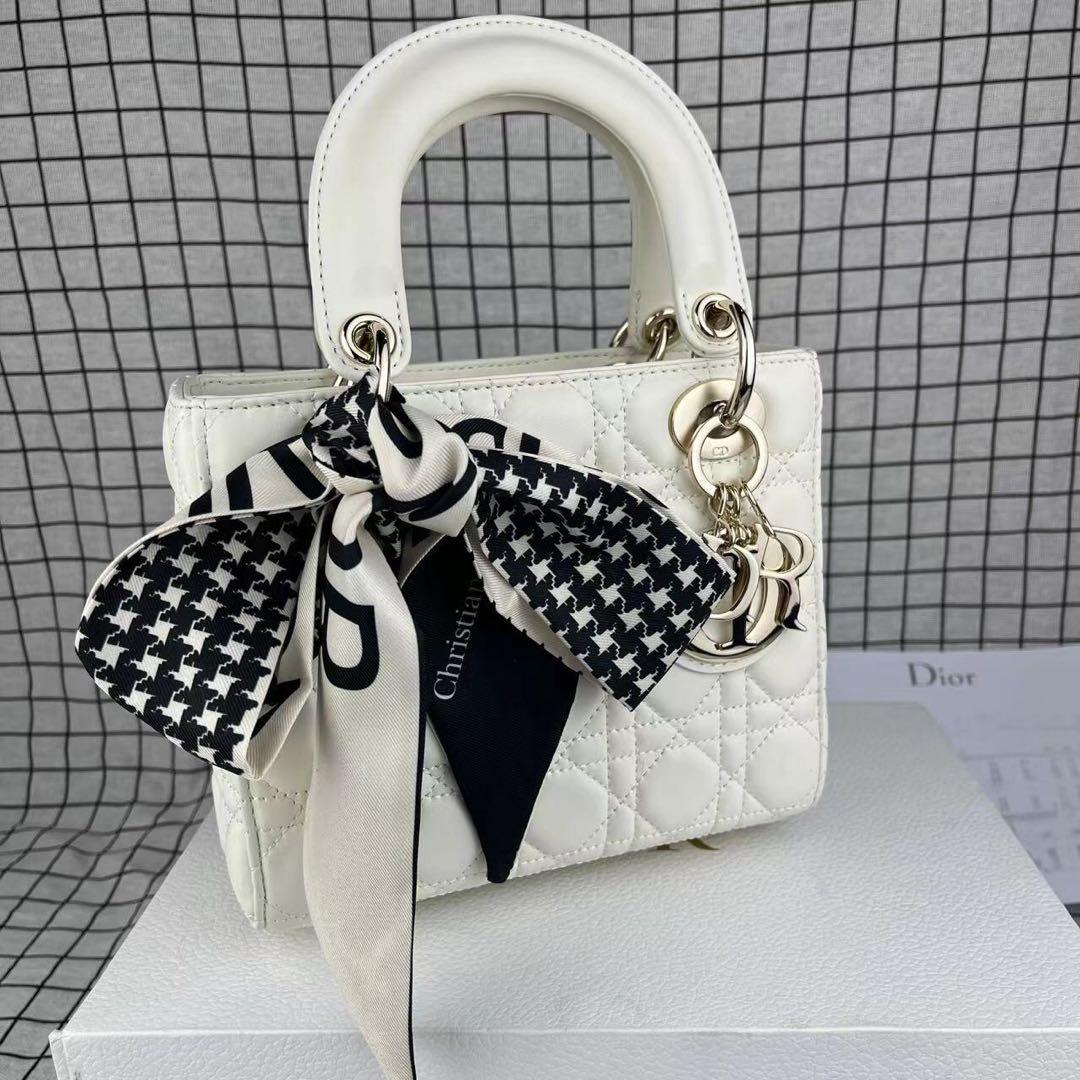 DIOR レディディオール ミディアムバッグ
