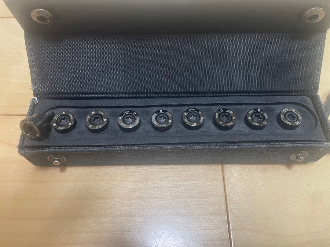 テーラーメイドQi35,Qi4D Weight Kit ケース付