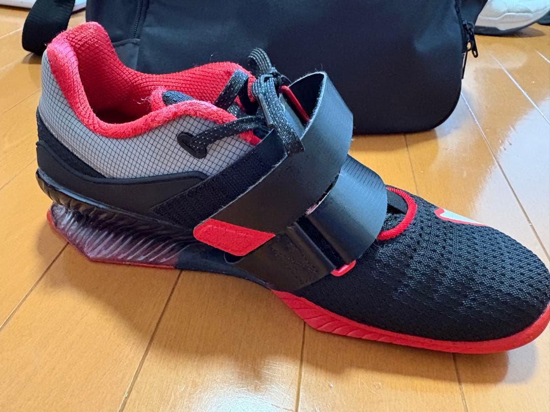 NIKE ロマレオス4