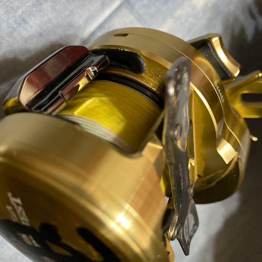 N3723 SHIMANO OCEA CONQUEST 300XG ベイトリール