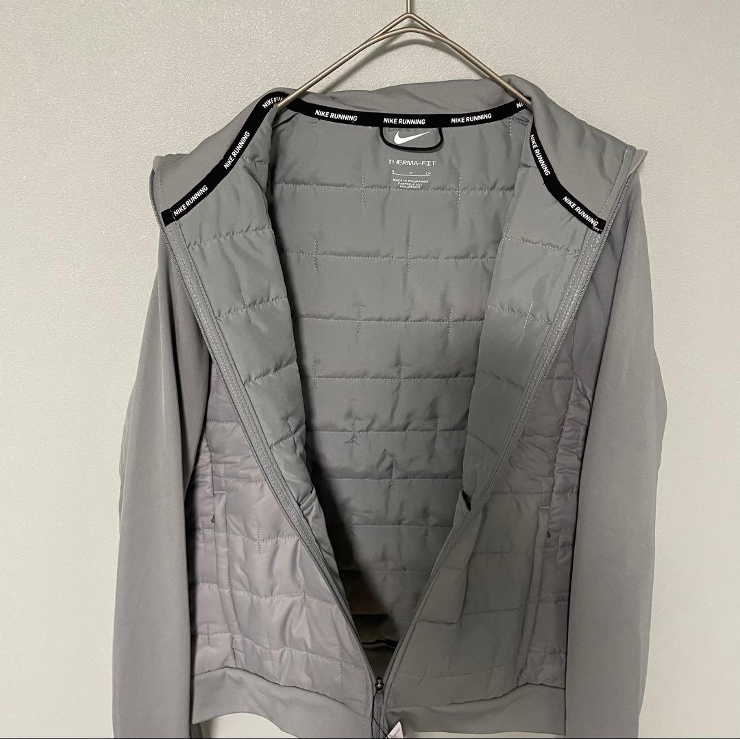 M 新品 ナイキ エアロレイヤー ランニングジャケット 中綿 ウィメンズ 防寒