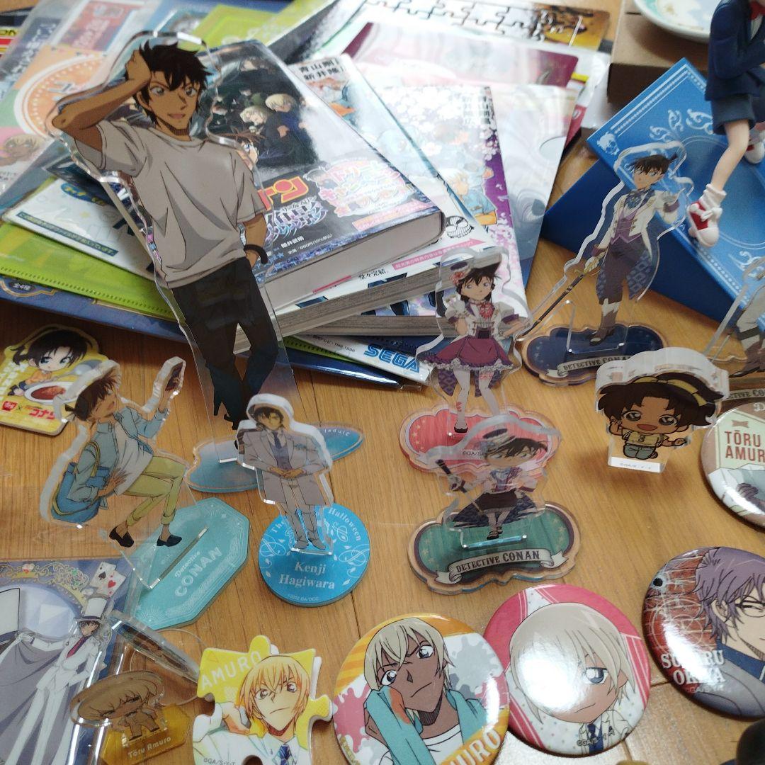 【超大量】名探偵コナン 怪盗キッド　グッズ 　まとめ売り　缶バッジ　アクスタ