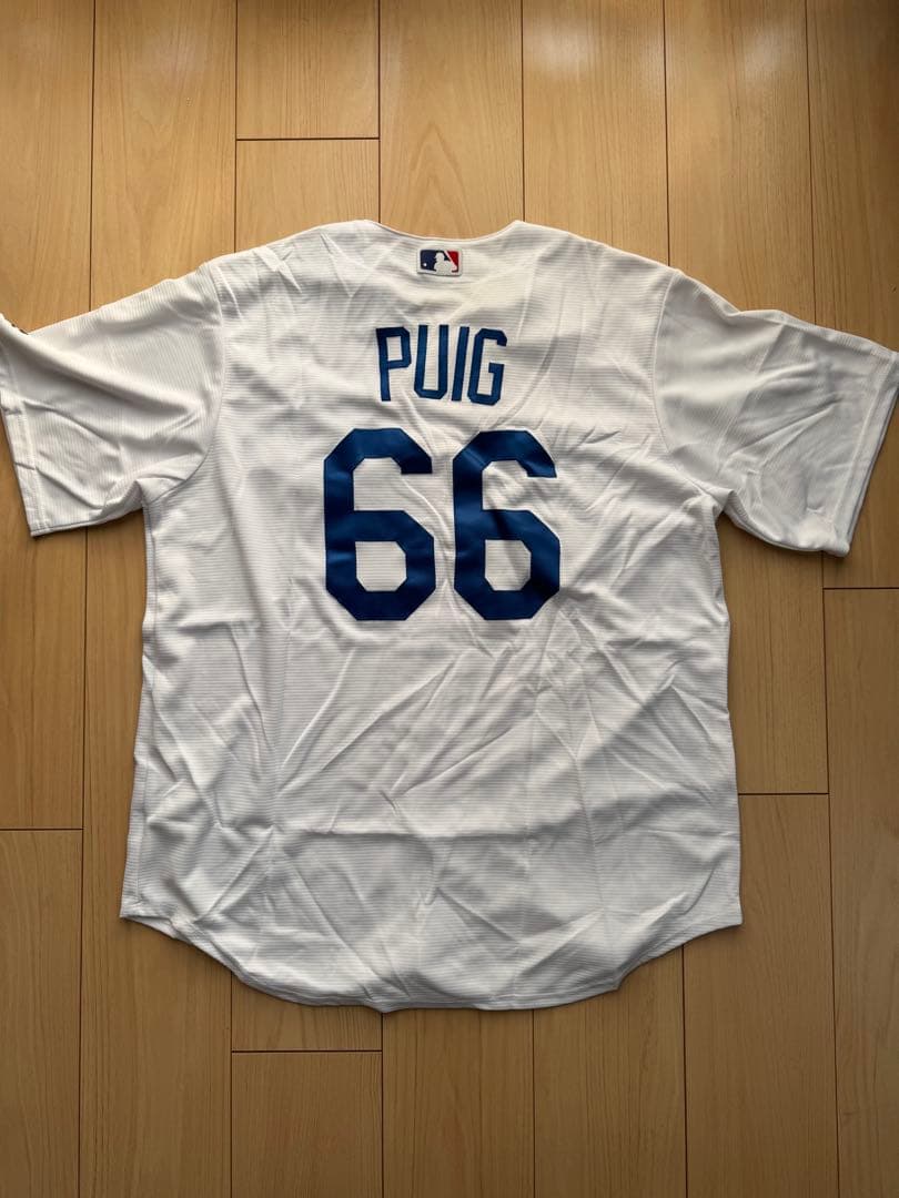 ロサンゼルス・ドジャース PUIG 66 ユニフォーム