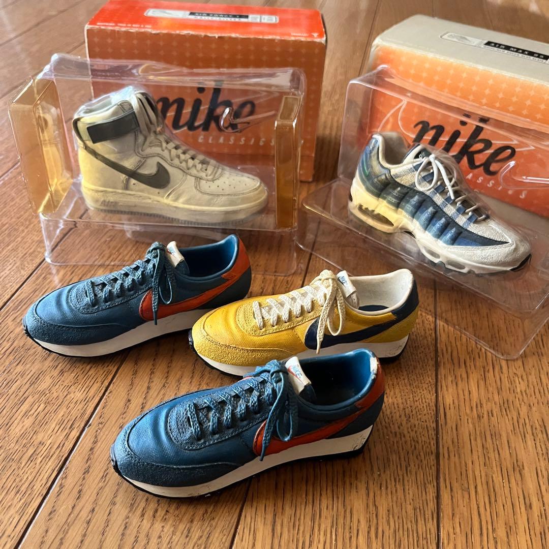 NIKE スニーカー　フィギュア　AIRMAX95 LDV waffle