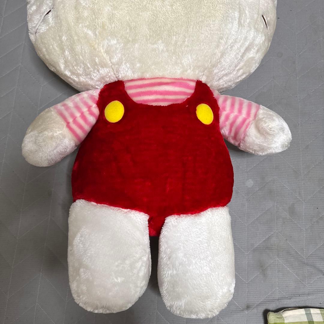 サンリオ　ハローキティ　4Lサイズ　特大　ぬいぐるみ　1m タグ付き