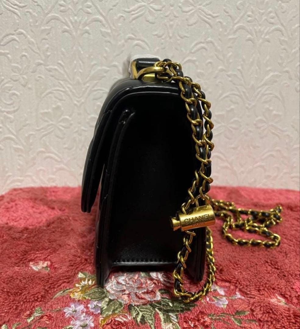 ノベルティCHANEL ブラック キルティング バッグ