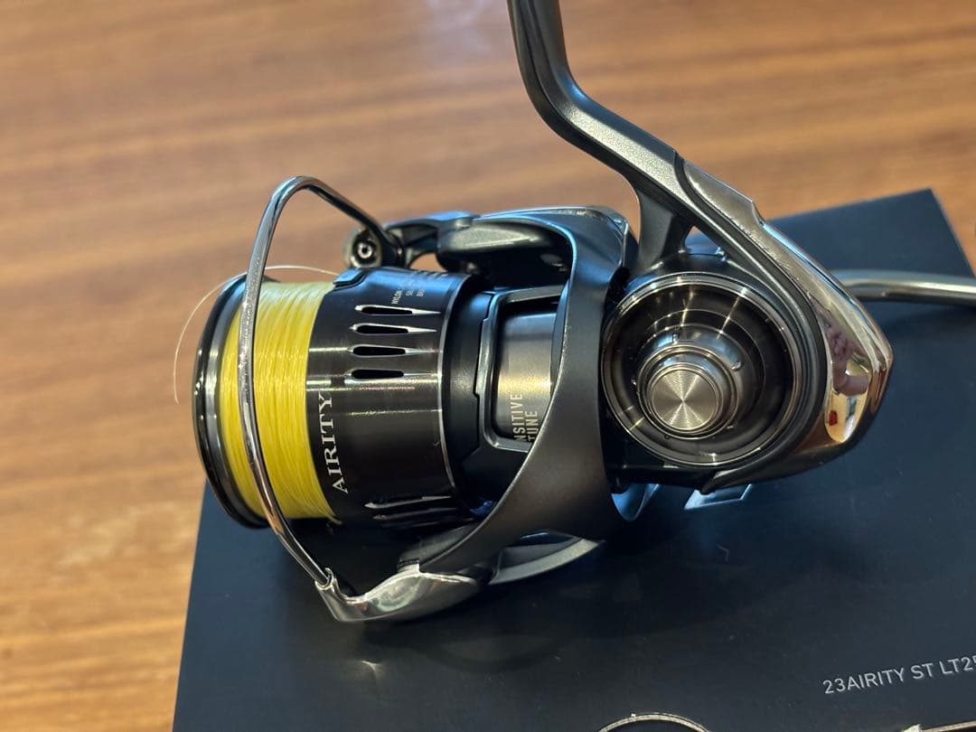 DAIWA エアリティ ST LT2500S-XH-QD 美品