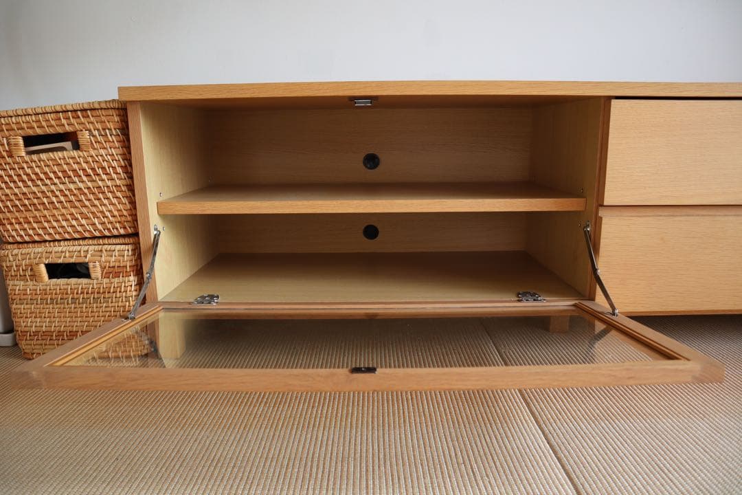 送料込み！！無印良品　テレビ台 ガラス扉付き