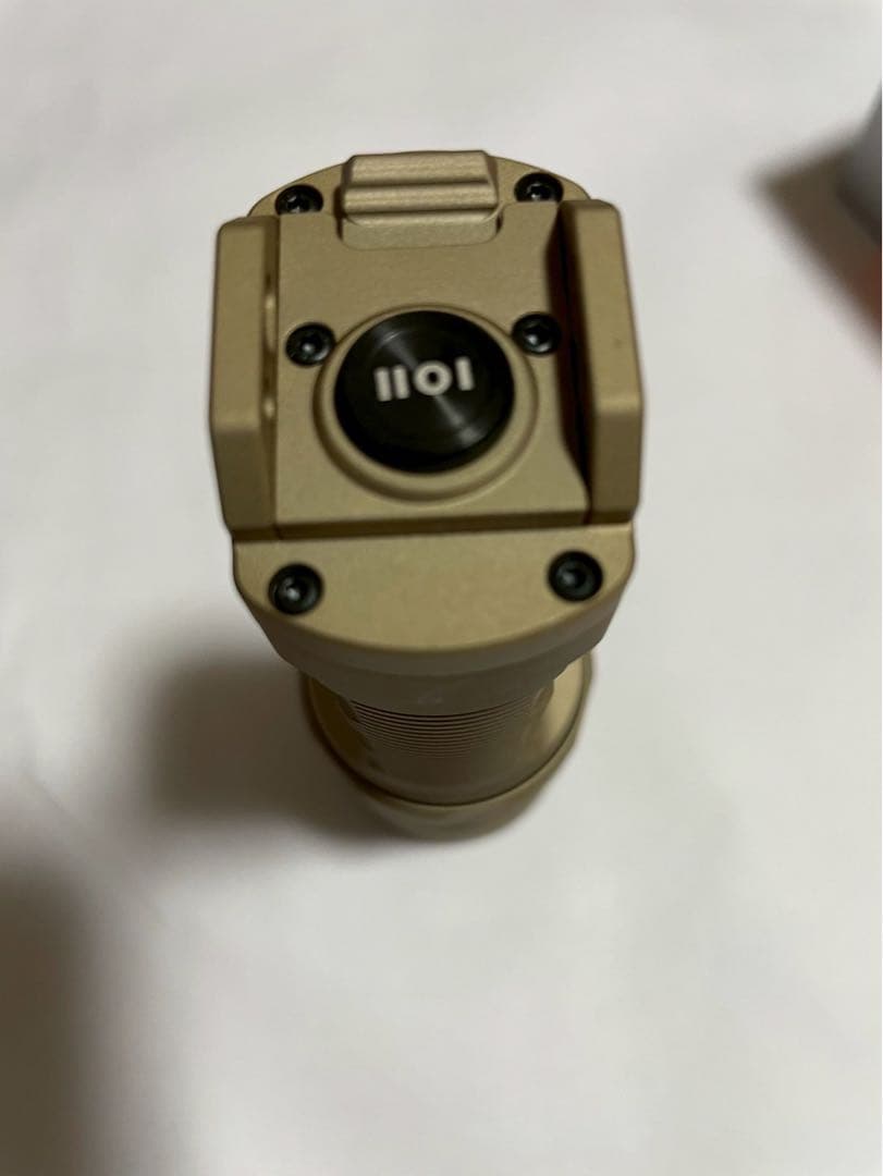 ACEBEAM X20-R 懐中電灯 超強力ライト 8000 ルーメン