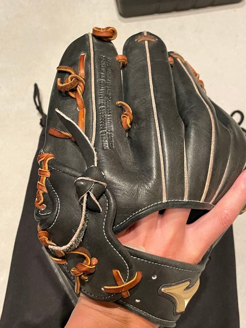 Mizuno Global Elite 軟式グローブ 黒