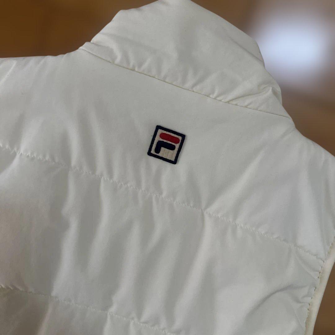 ★美品★フィラ　ベスト　Lサイズ