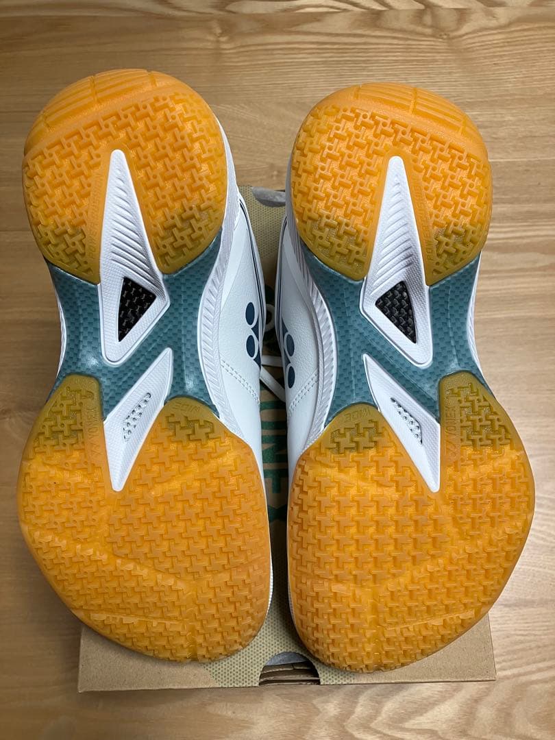 YONEX バドミントンシューズ パワークッション65Z ワイド23.5㎝