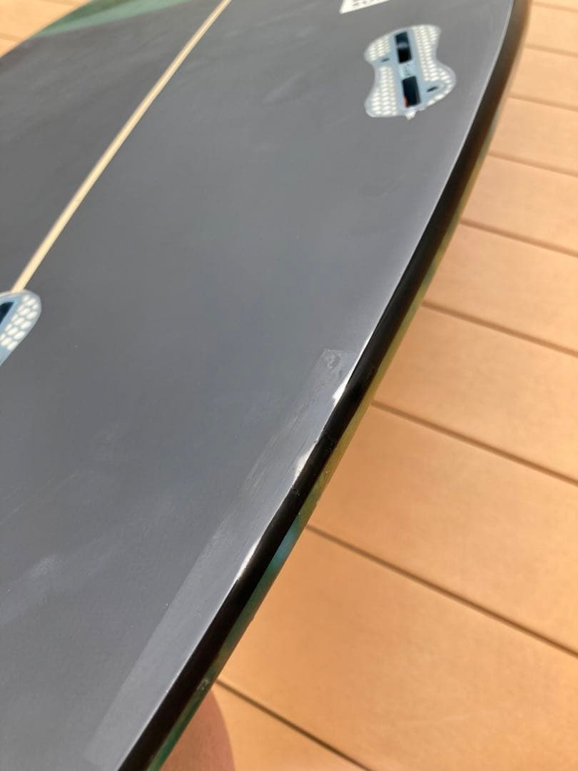 スーパーブランド　サーフボード　スーパーマル　5.11ft 27ℓ ショート