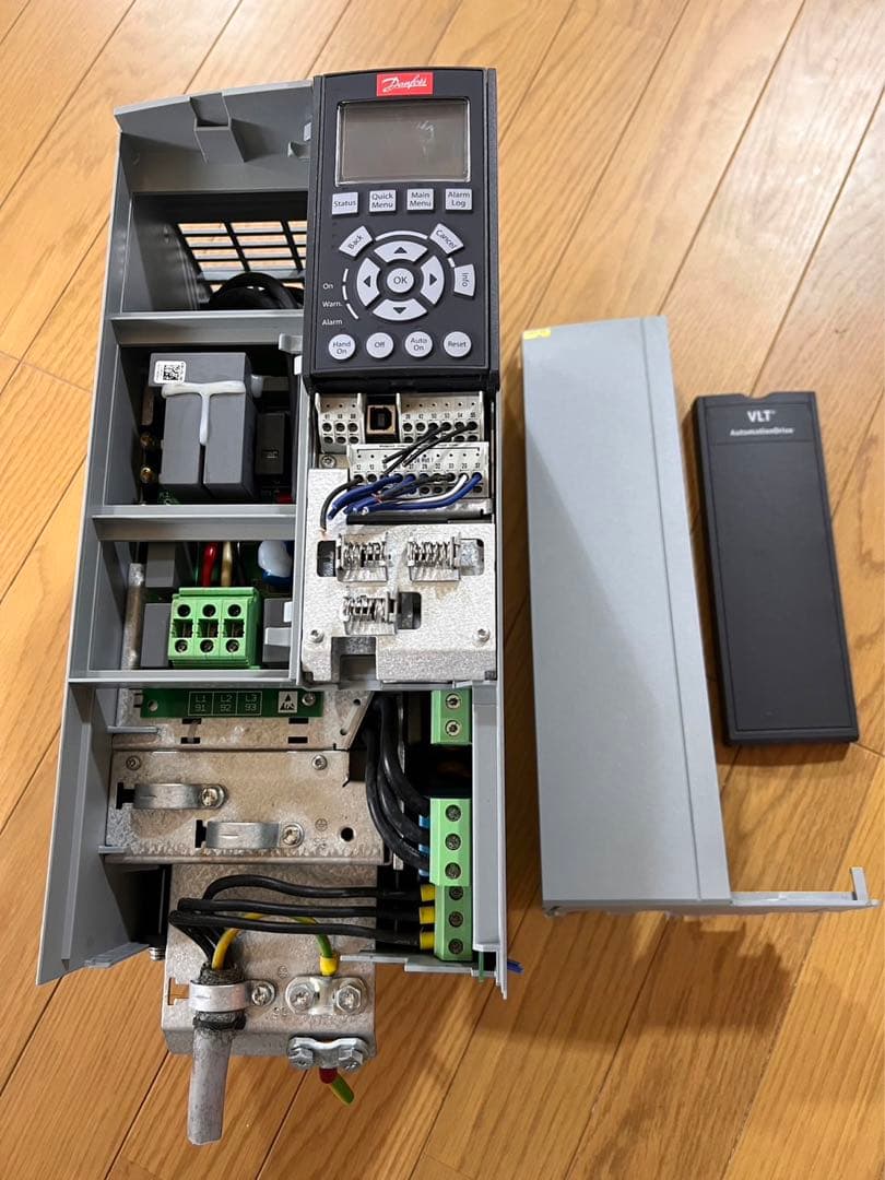 メンテナンス VLT AutomationDrive 131F9315 5.5kW/7.5HP