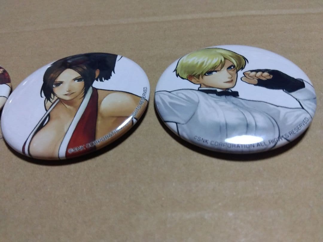 KOF 缶バッジ　不知火舞　ユリ　キング　餓狼伝説　龍虎の拳　ネオジオ　SNK